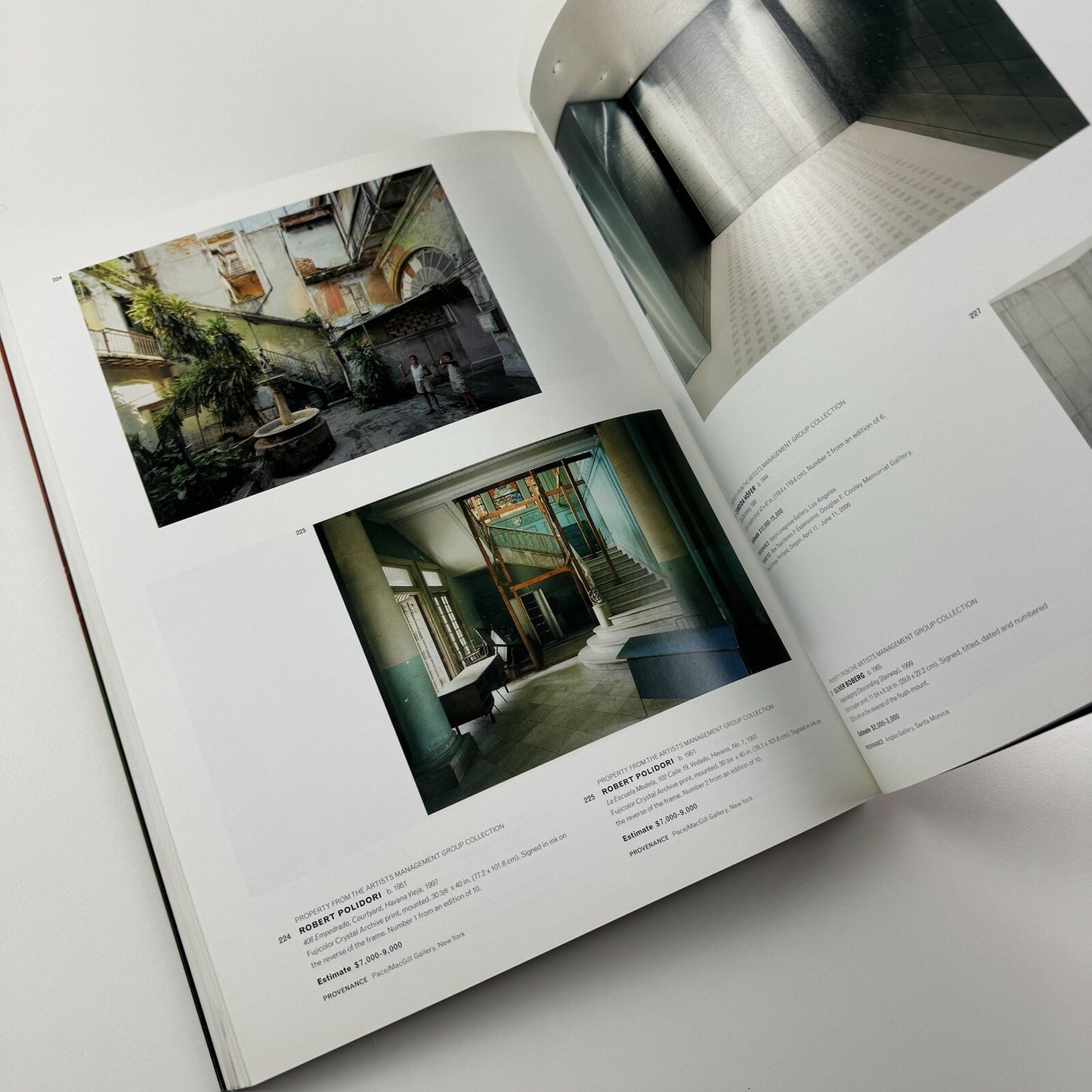 Photographs. Sale catalogue – Phillips de Pury & Company, New York, October 2006