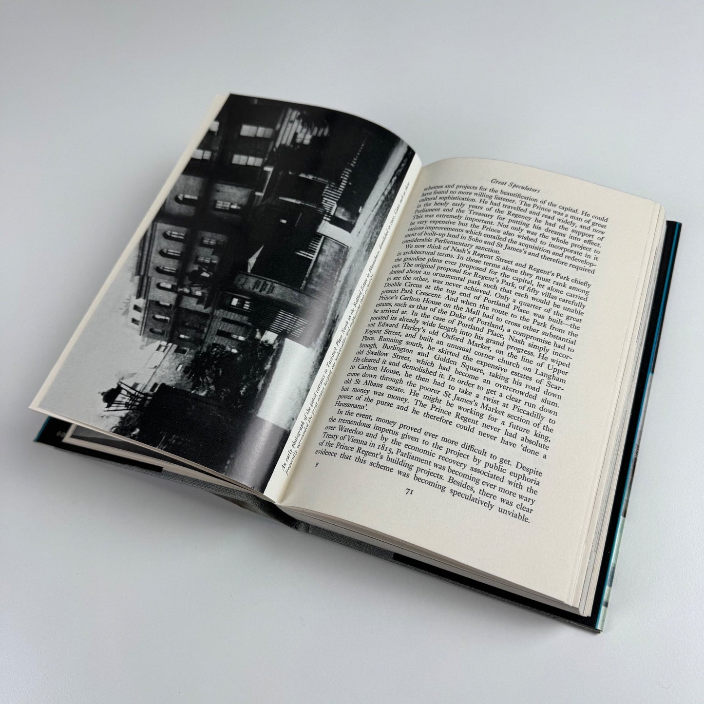 Landlords to London. The story of a capital and its growth by Simon Jenkins 1975