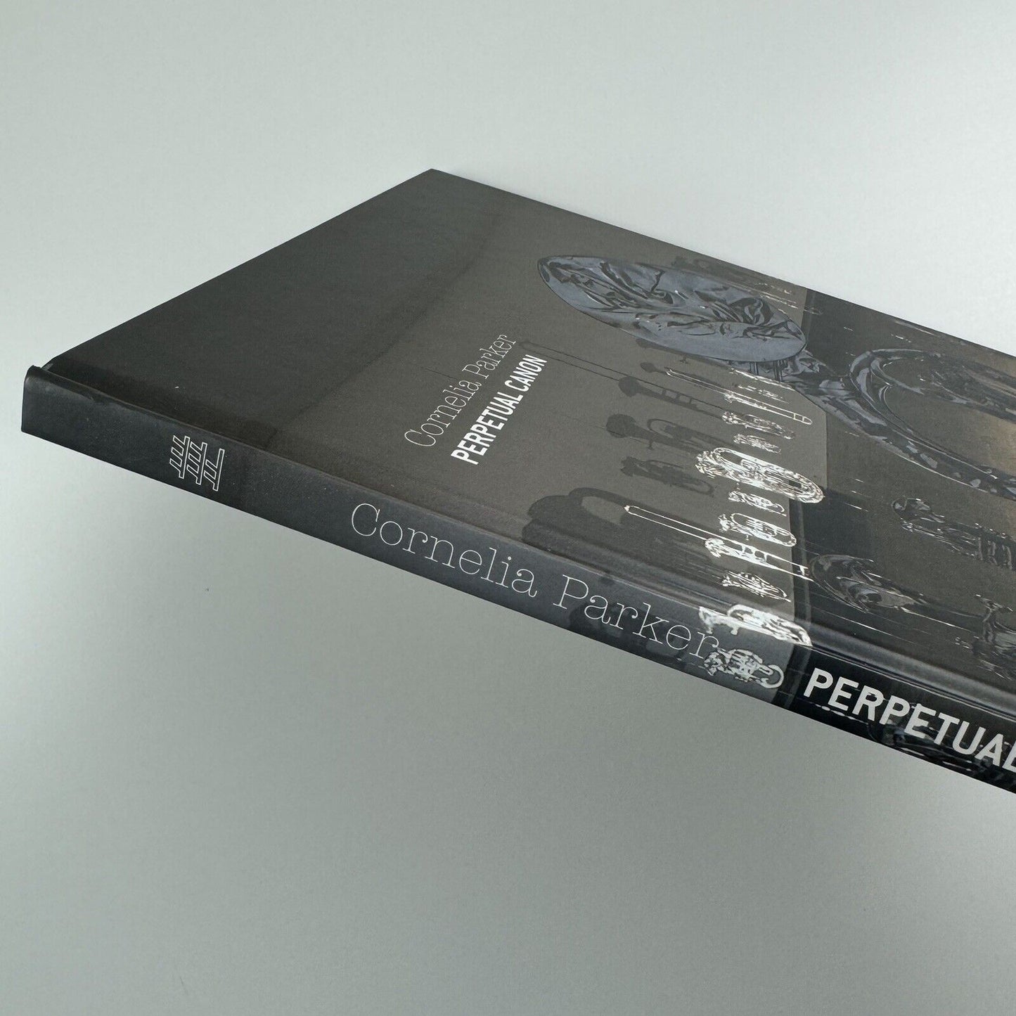 Cornelia Parker. Perpetual Canon. Cornelia Parker interviewed by Andrea Jahn | Kerber, 2004