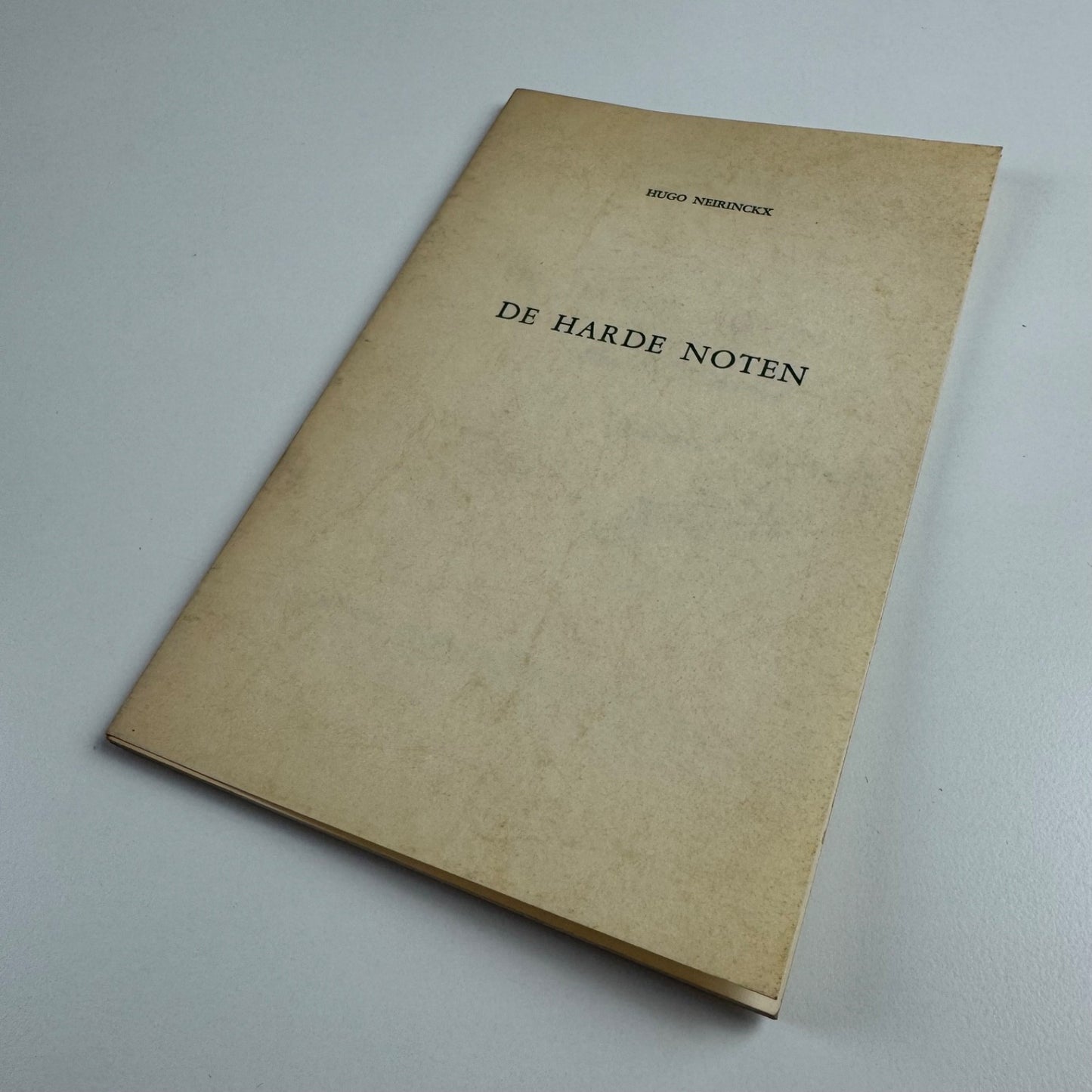 De Harde Noten by Hugo Neirinckx Limited edition 177/300 signed by the author to E.L.T. Mesens