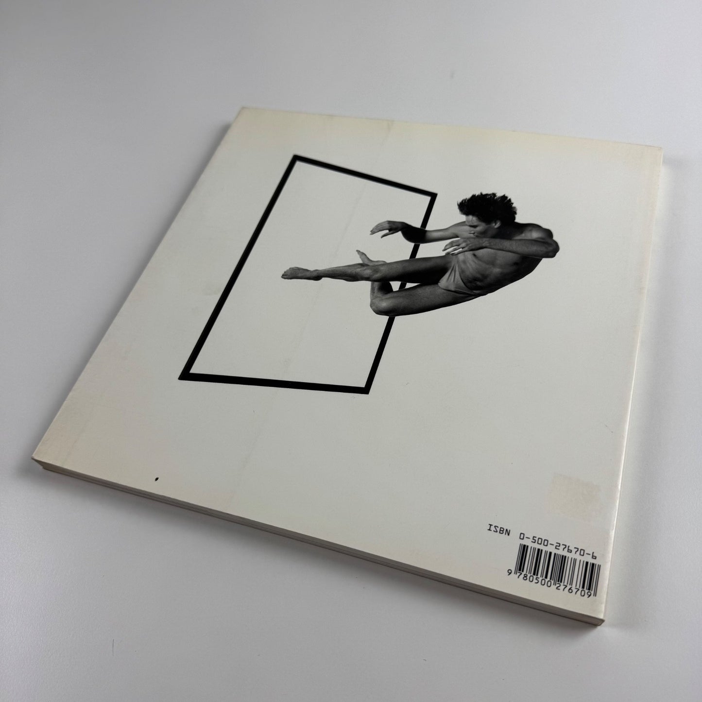 Breaking Bounds. The Dance Photography of Lois Greenfield by William A. Ewing | Thames & Hudson, 1992