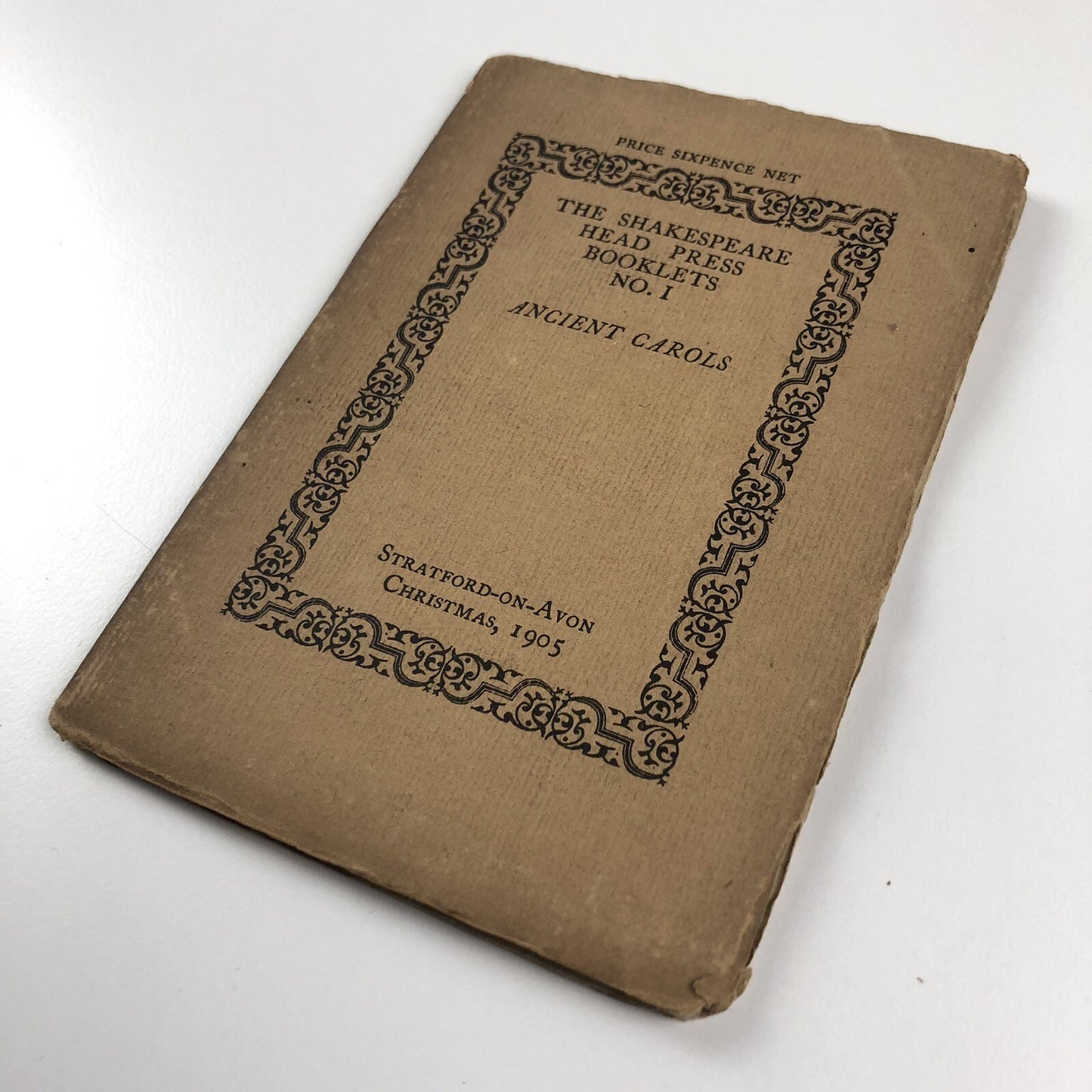 Ancient Carols. The Shakespeare Head Press Booklets – No. I Christmas 1905