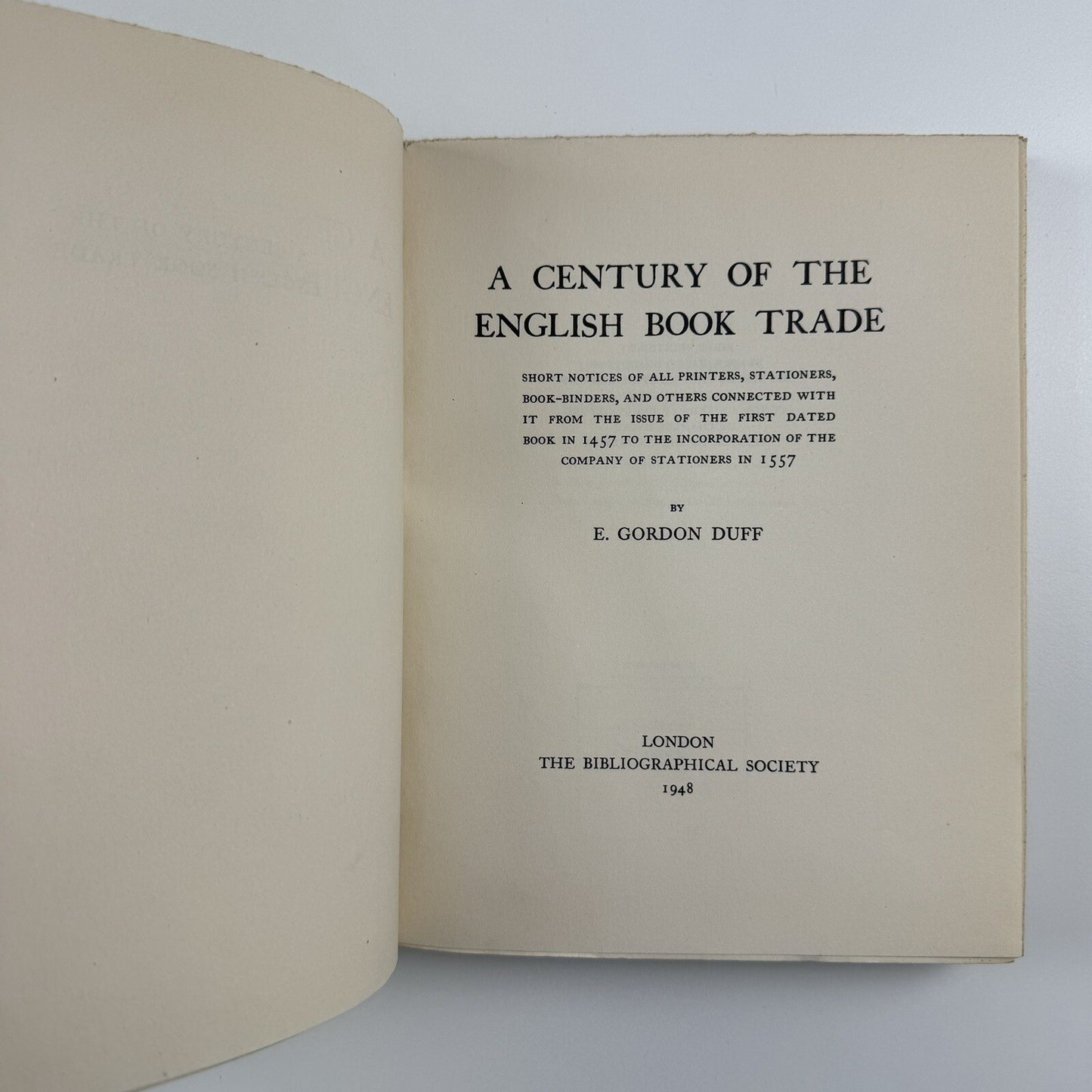 A century of the English book trade | E. Gordon Duff | Bibliographical Society, 1948