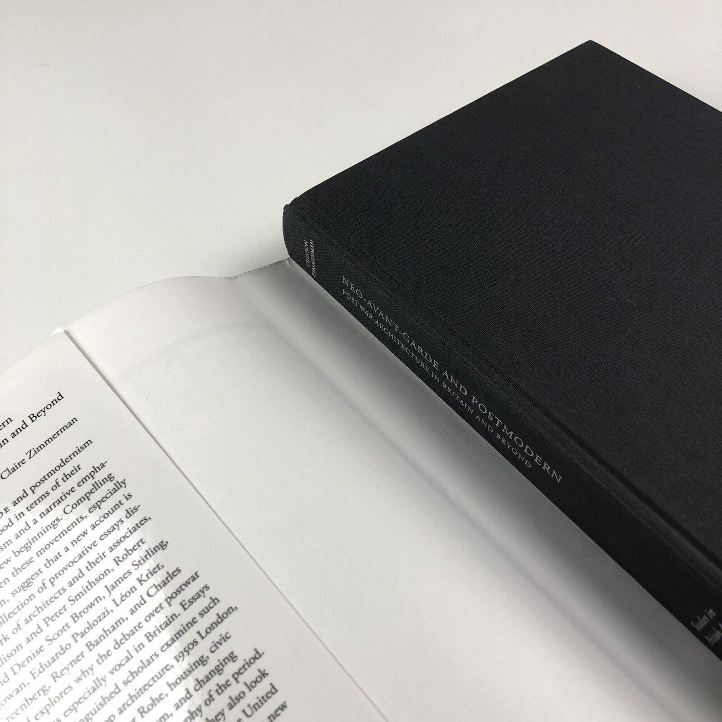 Neo-avant-garde and Postmodern. Postwar Architecture in Britain and Beyond | Edited by Mark Crimson and Claire Zimmerman | Studies in British Art 21 | Yale University Press, 2010