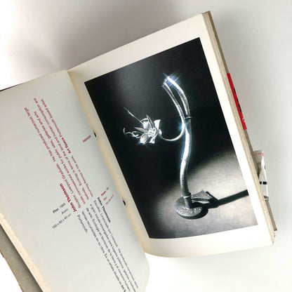 An exchange exhibition of work by artists from Valencia and Southampton | Southampton Institute of Higher Education catalogue, 1993