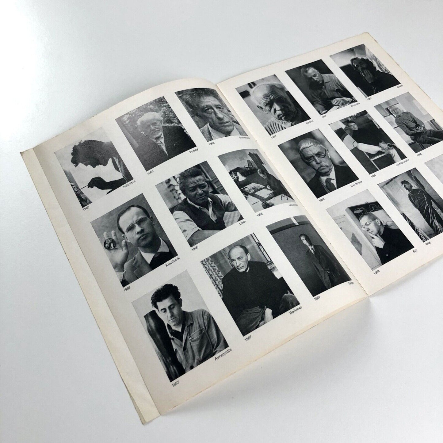 Die Kestner-Gesellschaft (Kestner Society) Hanover become a member leaflet c.1969 | Roy Lichtenstein cover