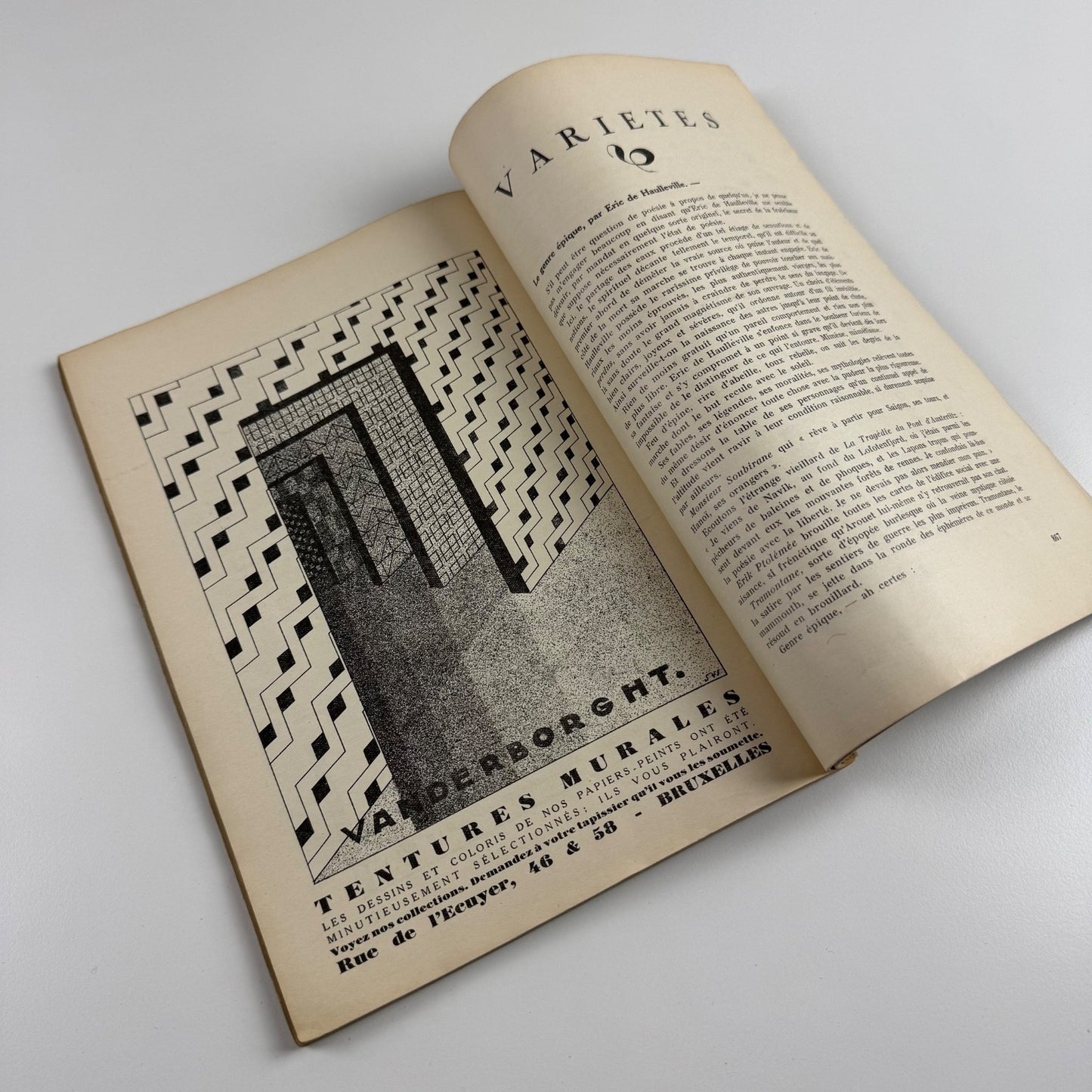 Variétés. Revue Mensuelle Illustree de L'esprit Contemporain April 1930, Annee No 12 | Edited by P.G. van Hecke