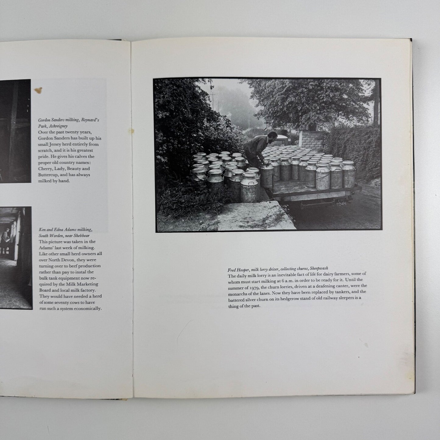 Heart of the Country by James and Robin Ravilious. Foreword by Ronald Blythe | Scholar Press, 1980