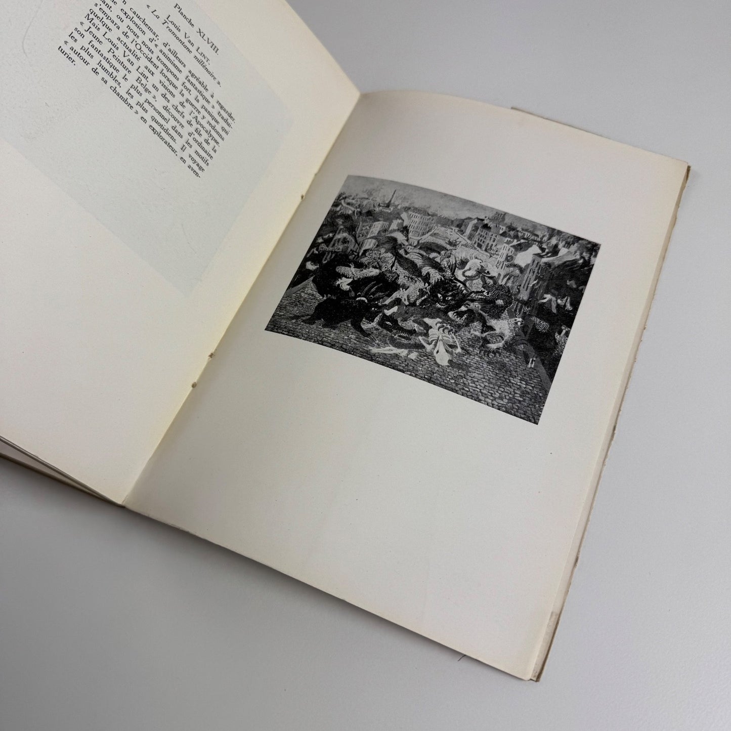 Le fantastique dans l’art Flamand by Paul Fierens. Éditions du Cercle d’art 1947