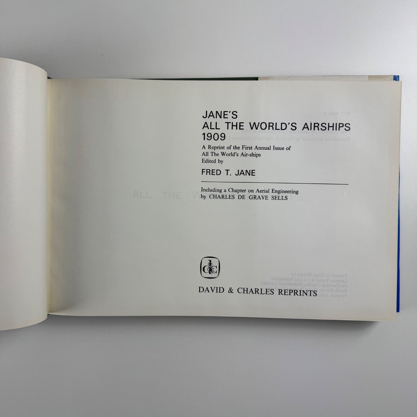 Jane’s all the world’s airships ed Fred T. Jane David & Charles reprint 1969
