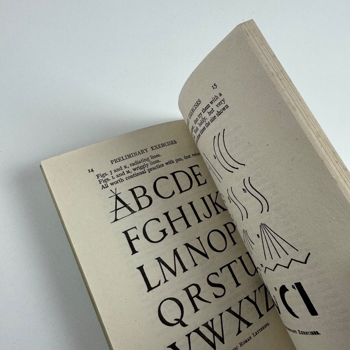 The Art of Lettering and Lay-out by Len A. Doust. Warne’s series, No. 6