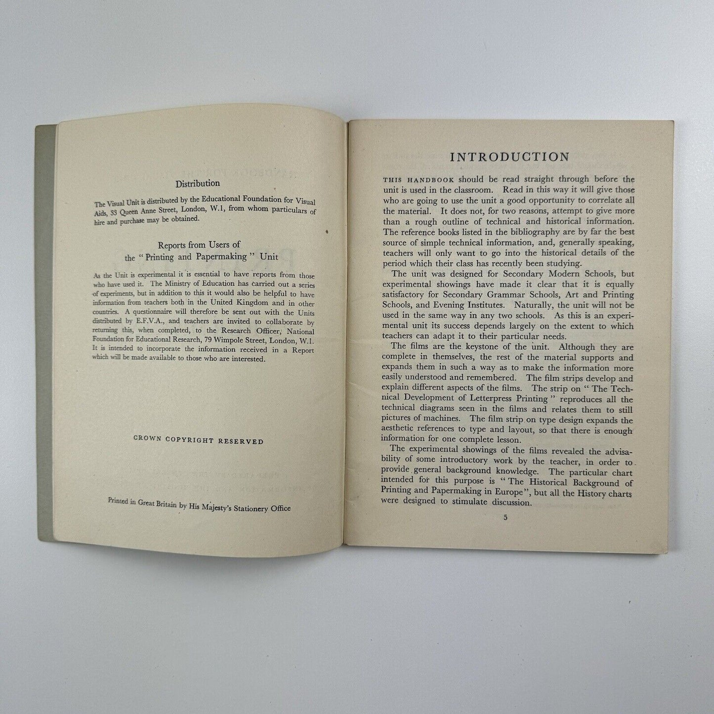 Handbook for the Visual Unit | Ministry of Education | Printing and Papermaking | Central Office of Information, 1951