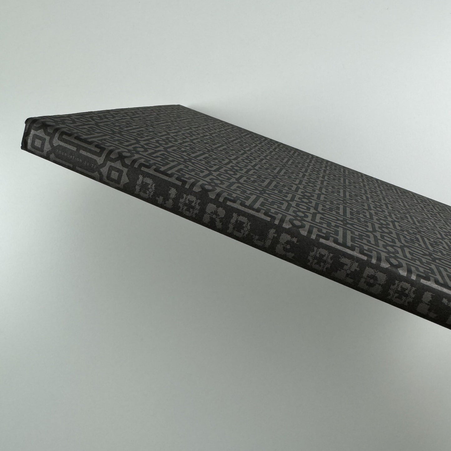 Djordje Ozbolt. Nyehaus, 2007 | Limited edition catalogue, numbered 976 of 1500