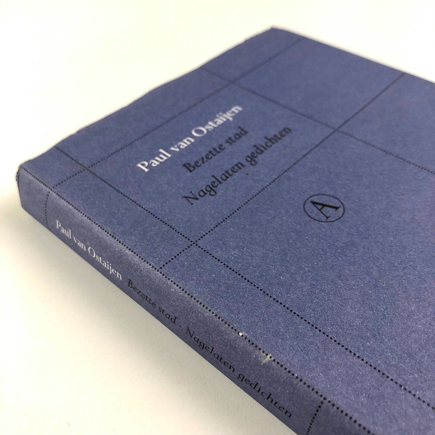 Bezette stad. Nagelaten gedichten [concrete poetry] by Paul van Ostaijen, 2010