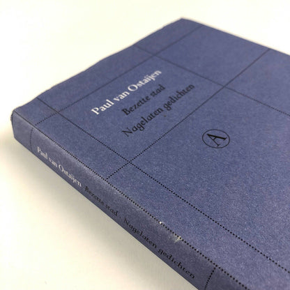Bezette stad. Nagelaten gedichten [concrete poetry] by Paul van Ostaijen, 2010