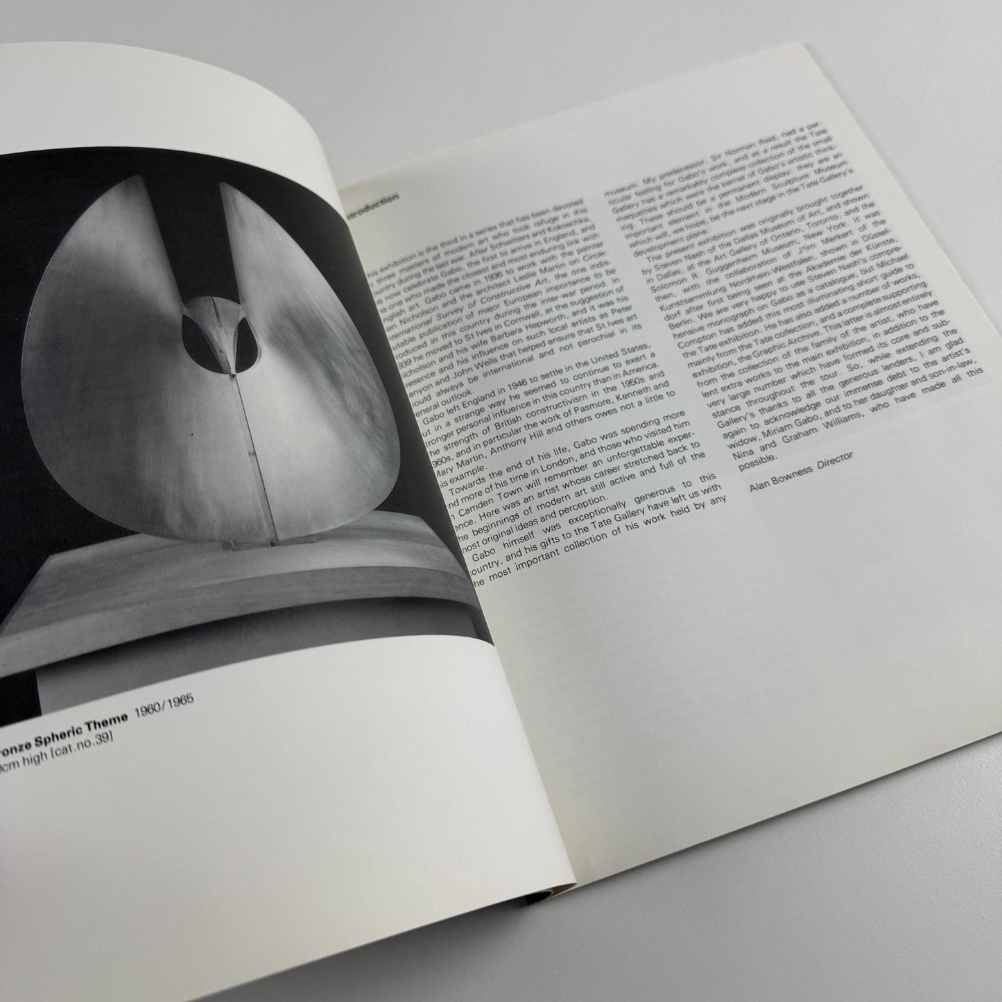 Naum Gabo. Sixty Years of Constructivism Tate Gallery, 1987 + private view invitation, and photos