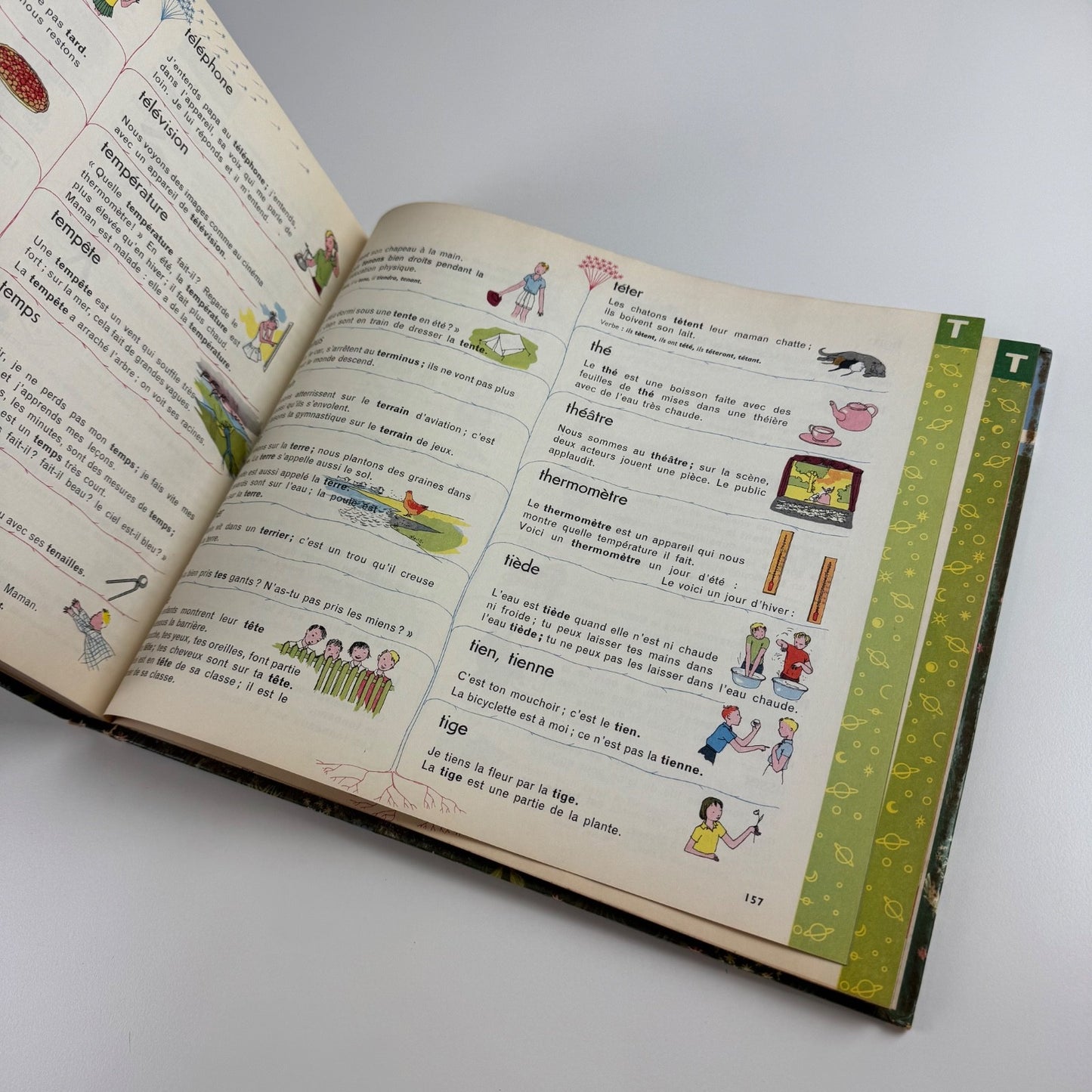 Mon Premier Larousse en couleurs. M. Fonteneau and S. Theureau 1953