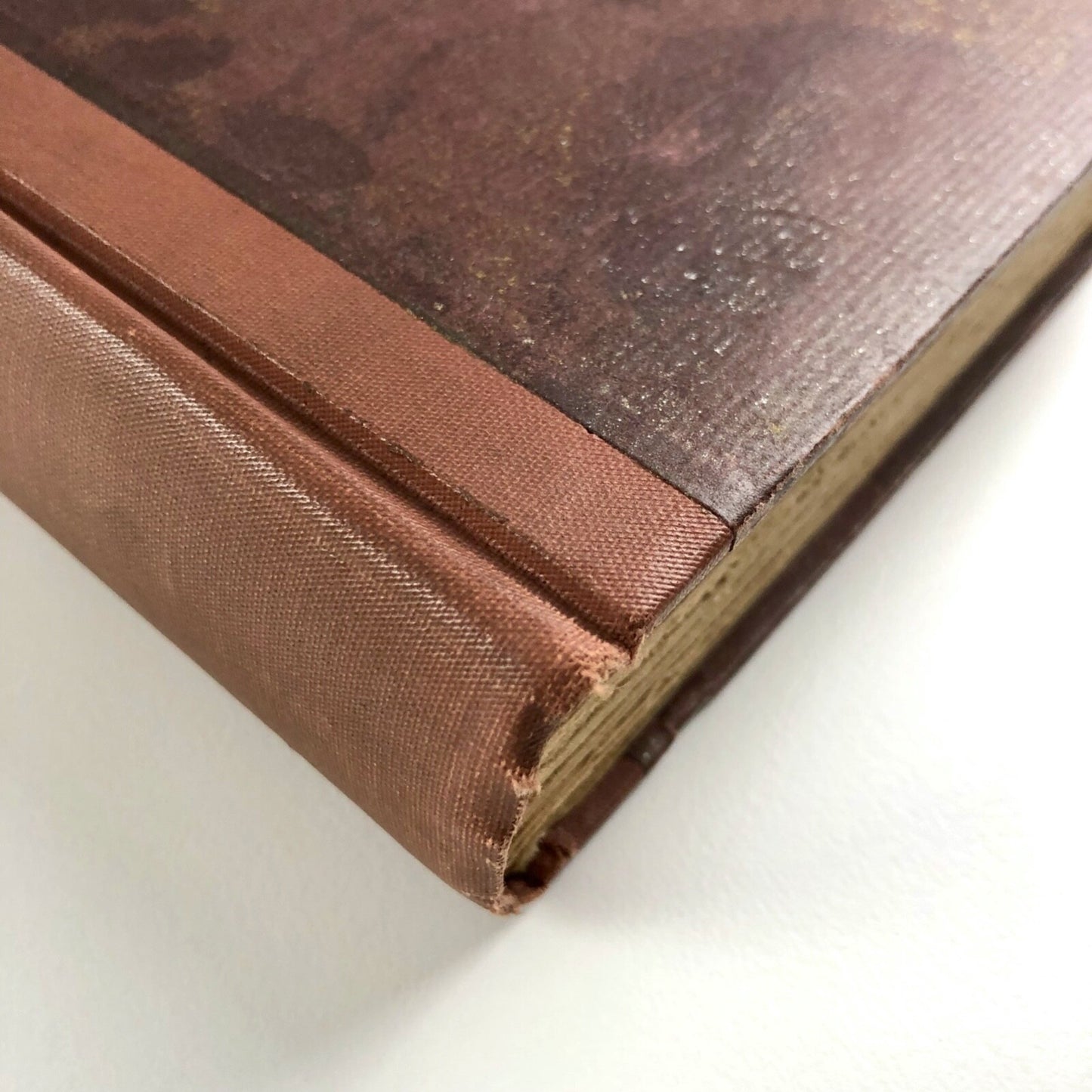 Plaisir de Bibliophile. Gazette trimestrielle des amateurs de livres modernes | 1925-1930 – 24 issues bound in six volumes