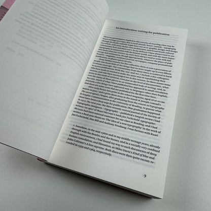 Unjustified texts perspectives on typography by Robin Kinross. Hyphen Press, reprint 2011