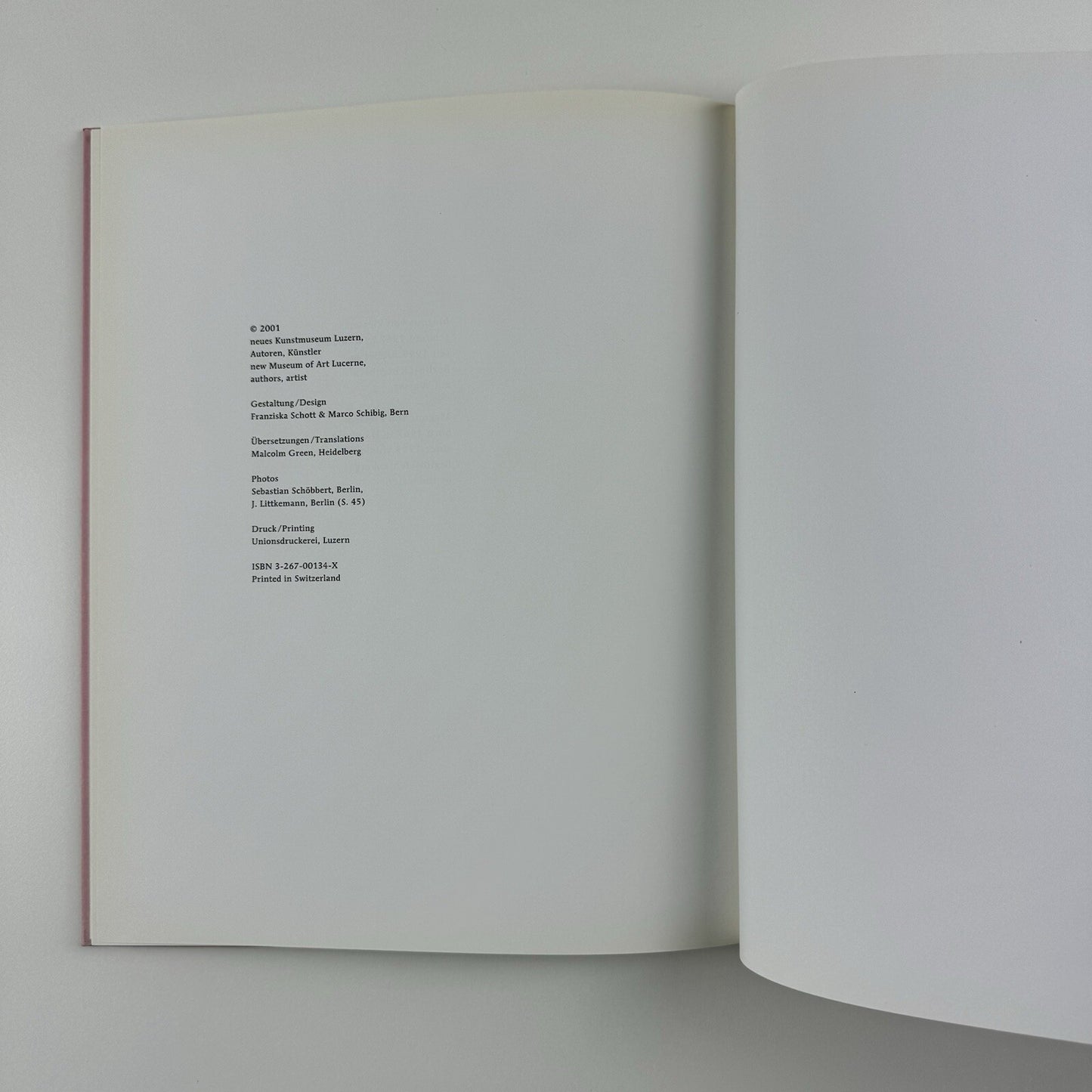 Magnus von Plessen | New Modern Art Museum Lucerne, 2001 exhibition catalogue