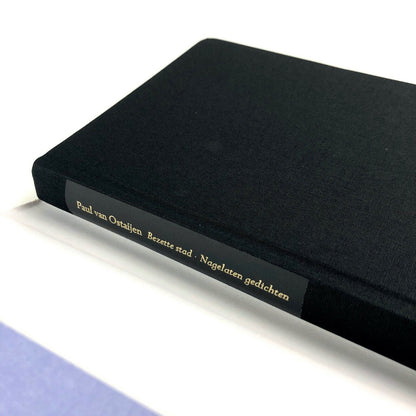 Bezette stad. Nagelaten gedichten [concrete poetry] by Paul van Ostaijen, 2010