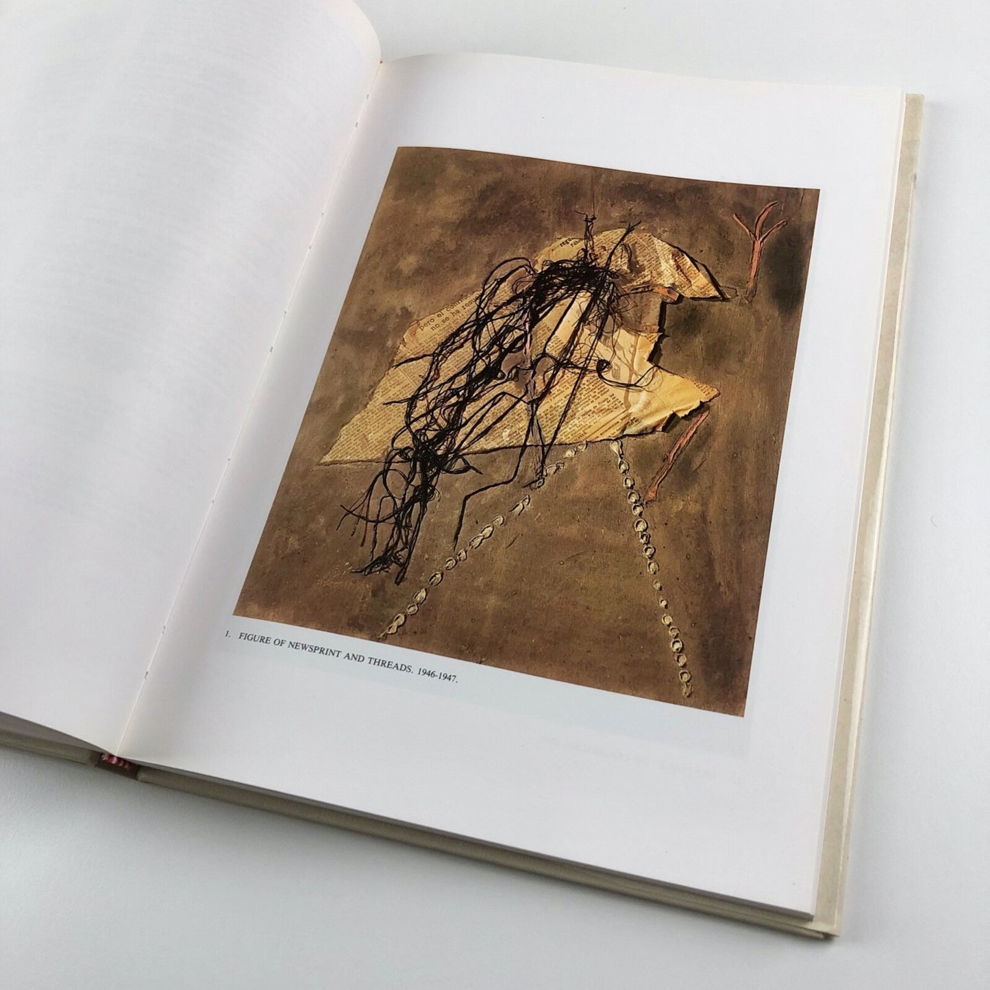 Tàpies by Victoria Combalia Dexeus | Ediciones Polígrafa, 1990 catalogue