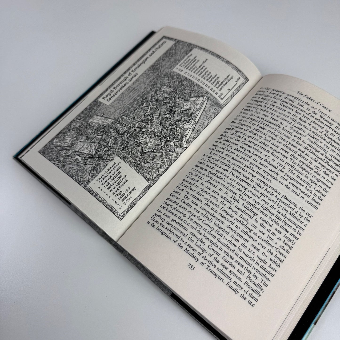 Landlords to London. The story of a capital and its growth by Simon Jenkins 1975
