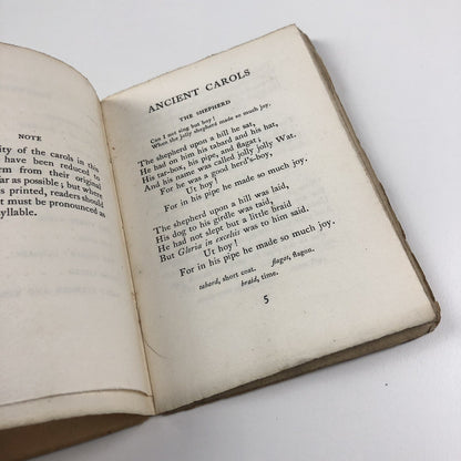 Ancient Carols. The Shakespeare Head Press Booklets – No. I Christmas 1905
