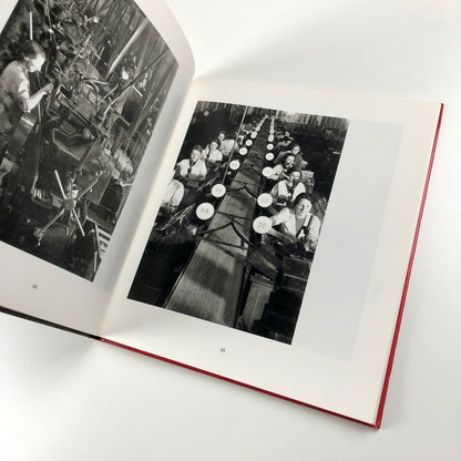 Renault In the Thirties by Robert Doisneau | Nishen 1990 | English edition