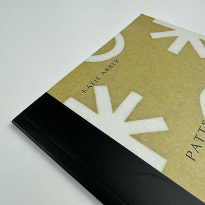 Patterns for post-war Britain. The tile designs of Peggy Angus by Katie Arber | MODA, Middlesex University Press, 2002
