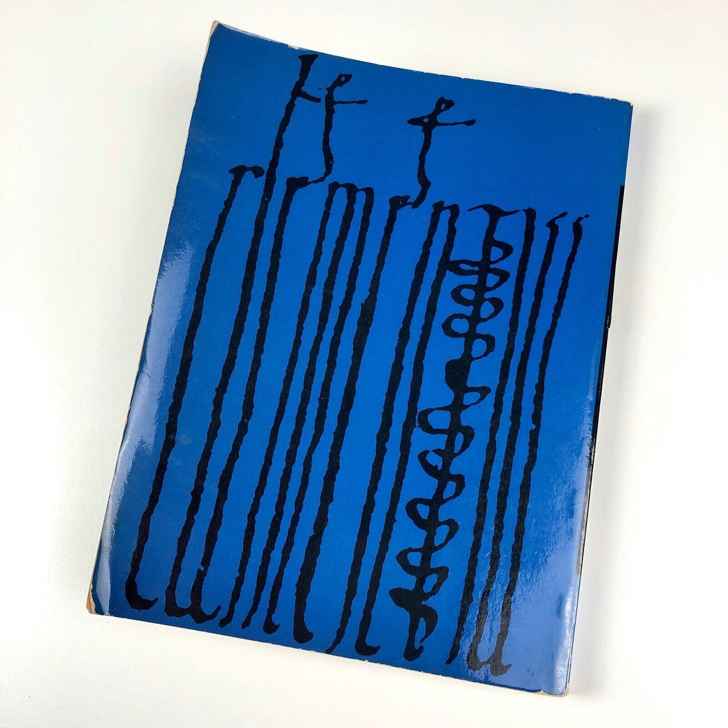 Lettering as Drawing. The Moving Line by Nicolete Gray | Oxford University Press, 1970