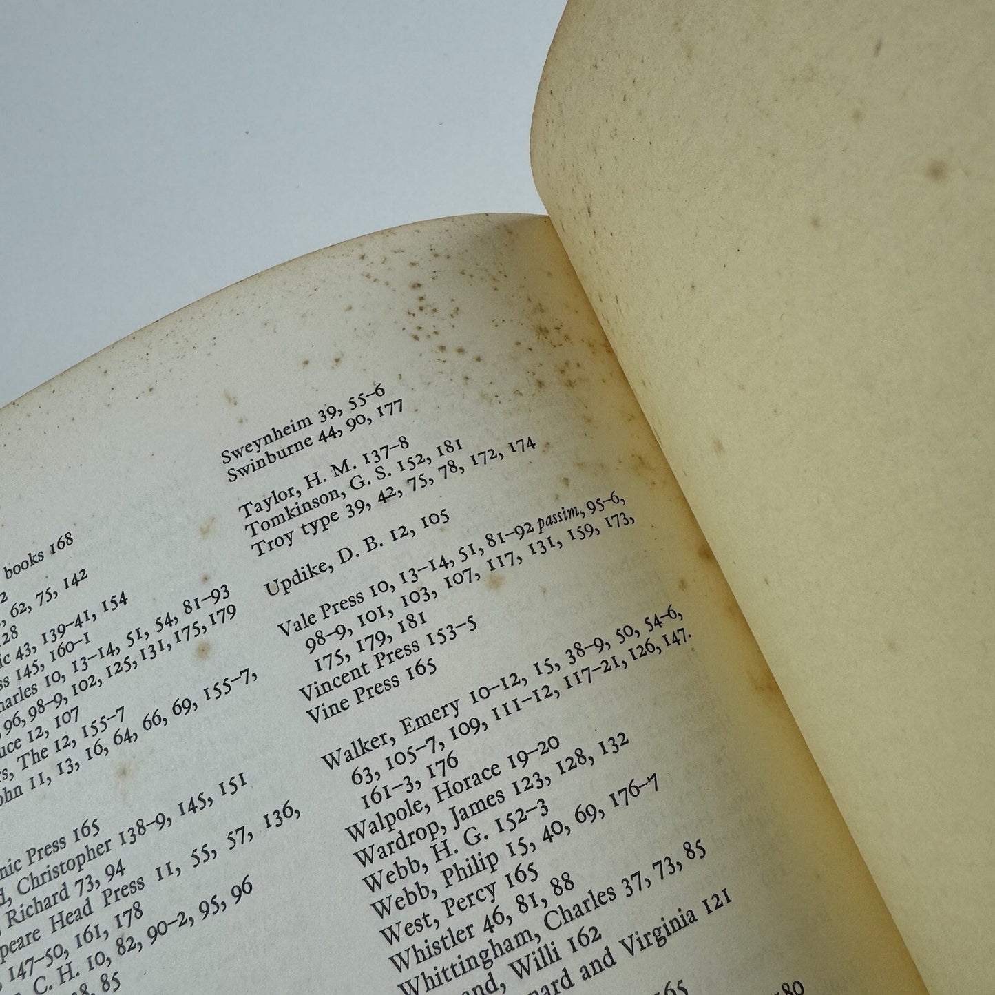 The Private Presses by Colin Franklin | Studio Vista, 1970 reprinted edition