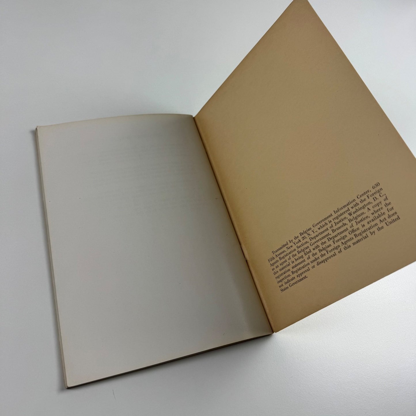 Lyra Belgica I. Two Flemish Poets. Guido Gezelle and Karel van de Woestijne | Belgian Government Information Center, New York, 1950