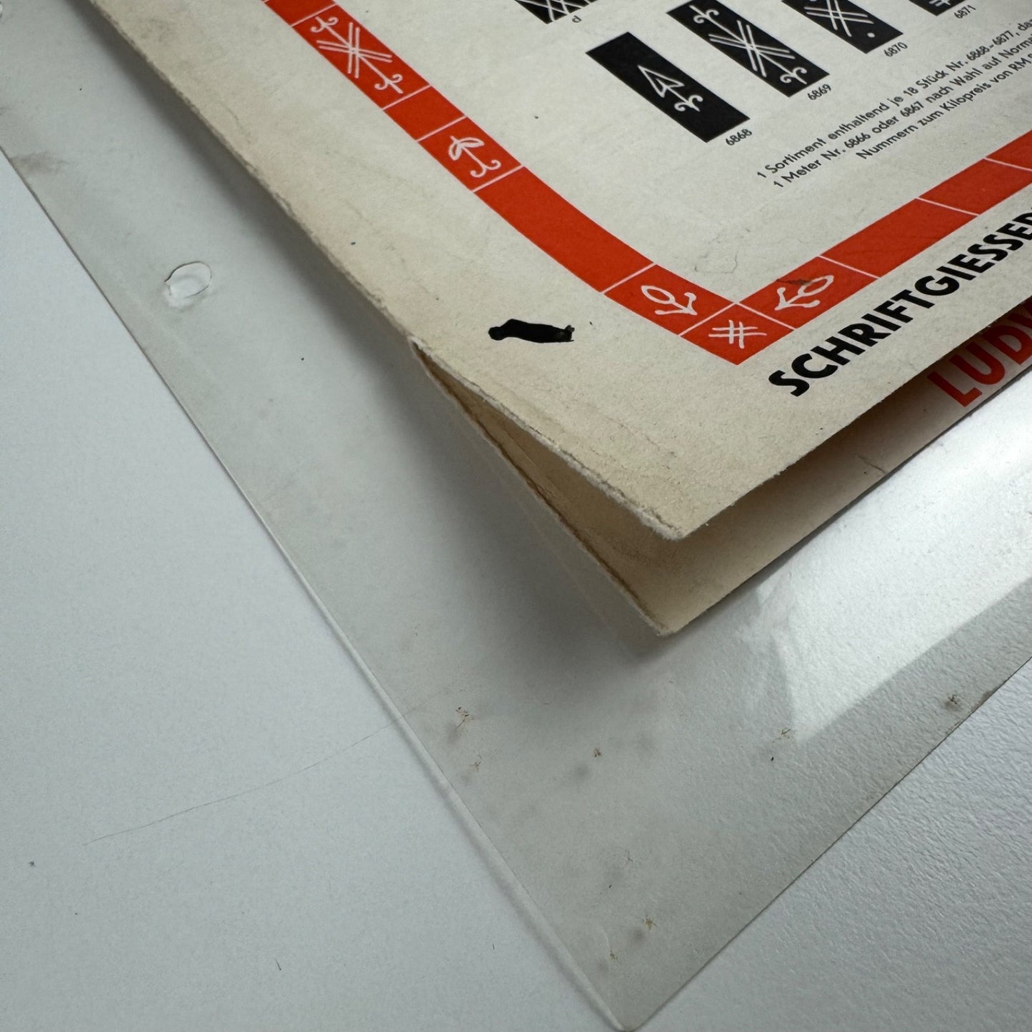 Type specimen sheet Lucina from Ludwig & Mayer, Frankfurt am Main undated