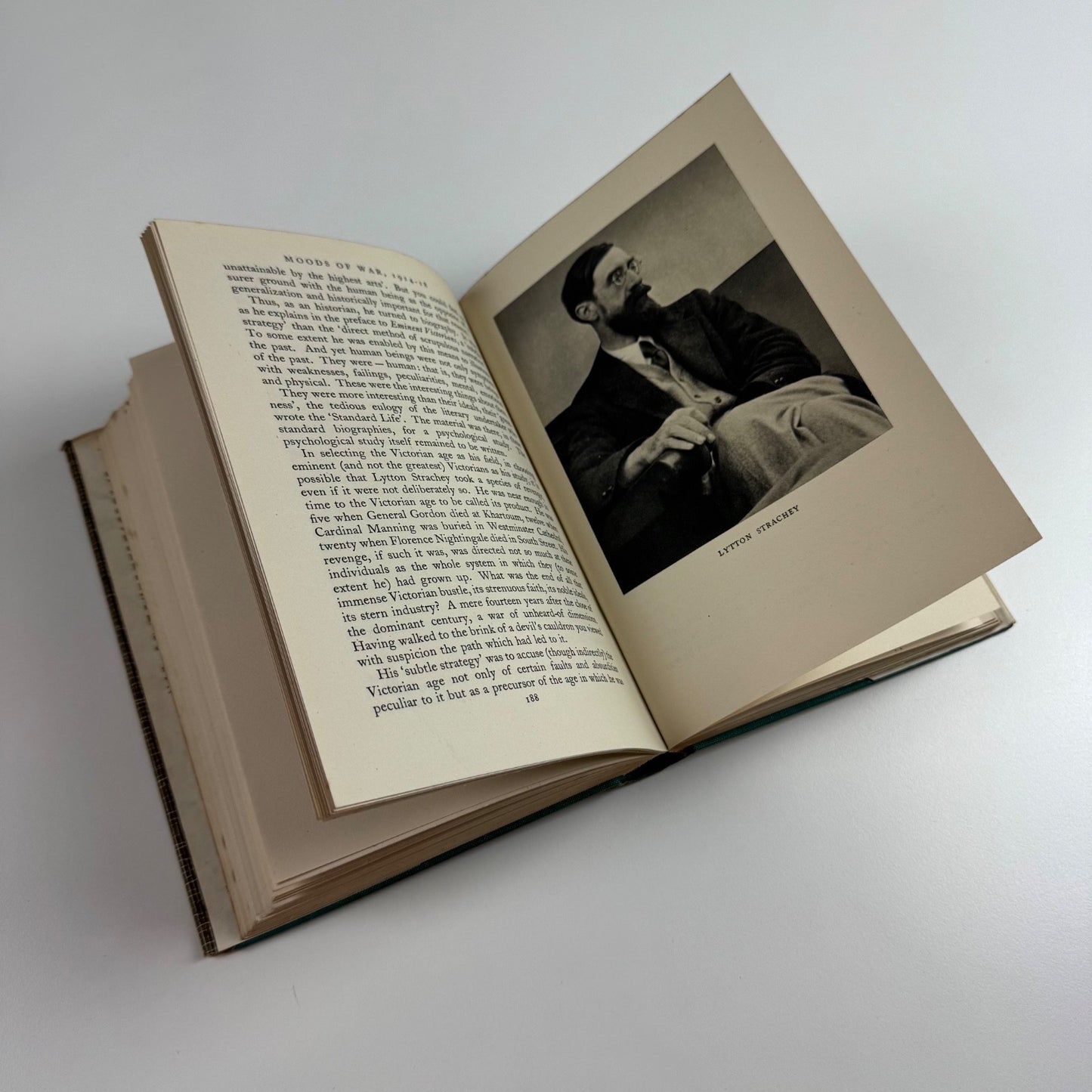 The March of the Moderns by William Gaunt | Jonathan Cape, 1949