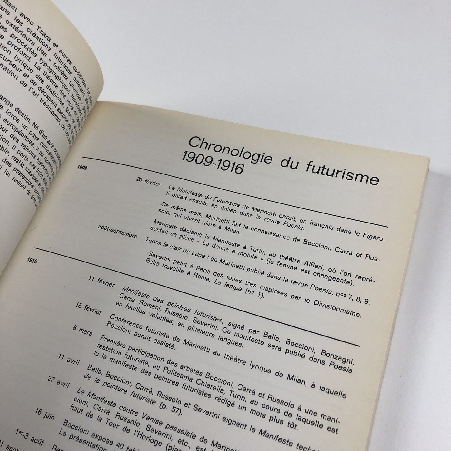 Le Futurisme 1909-1916 exhibition catalogue | Musée national d’art moderne 1973