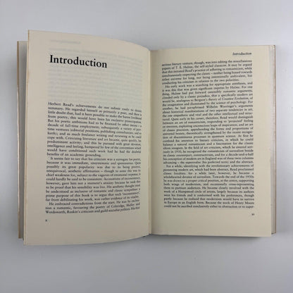 Herbert Read. Formlessness and Form. An introduction to his aesthetics by David Thistlewood | Routledge & Kegan Paul, 1984