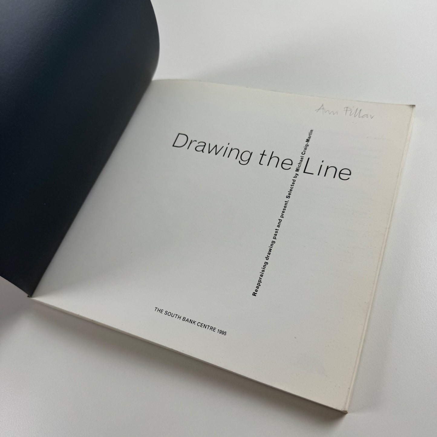 Drawing the Line. Reappraising drawing Michael Craig-Martin South | Bank Centre, 1998