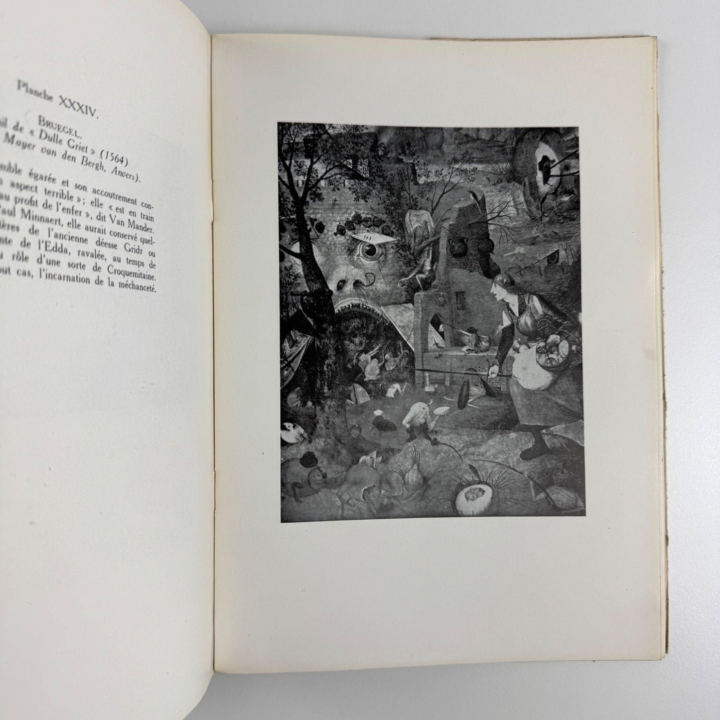 Le fantastique dans l’art Flamand by Paul Fierens. Éditions du Cercle d’art 1947