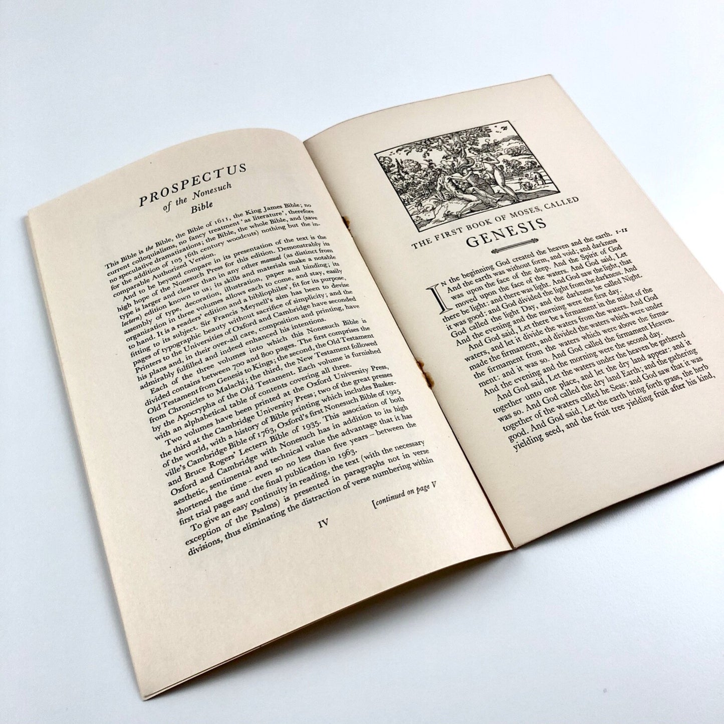Prospectus for The Bible, September 1963 | Designed by Francis Meynell and printed by the University Press Oxford and the University Press Cambridge | Nonesuch Press