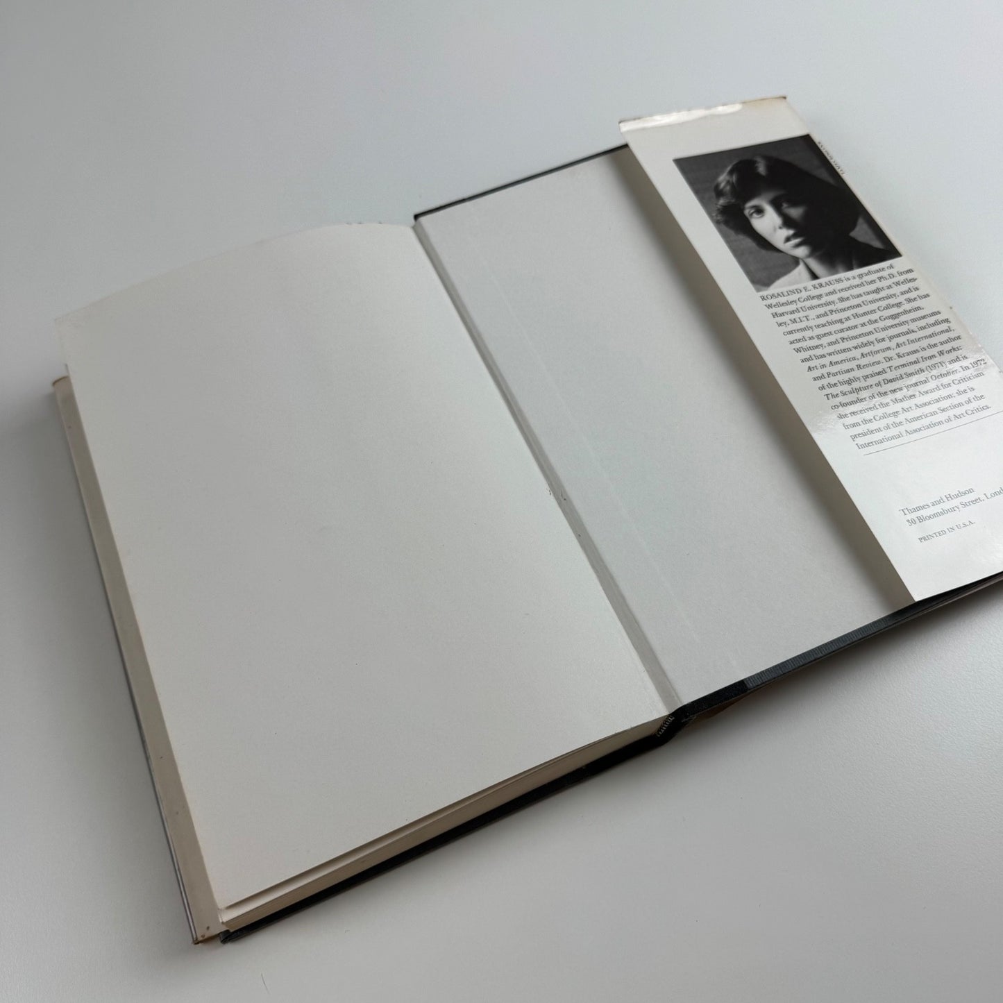 Passages in modern sculpture by Rosalind E. Krauss | Thames & Hudson, 1977
