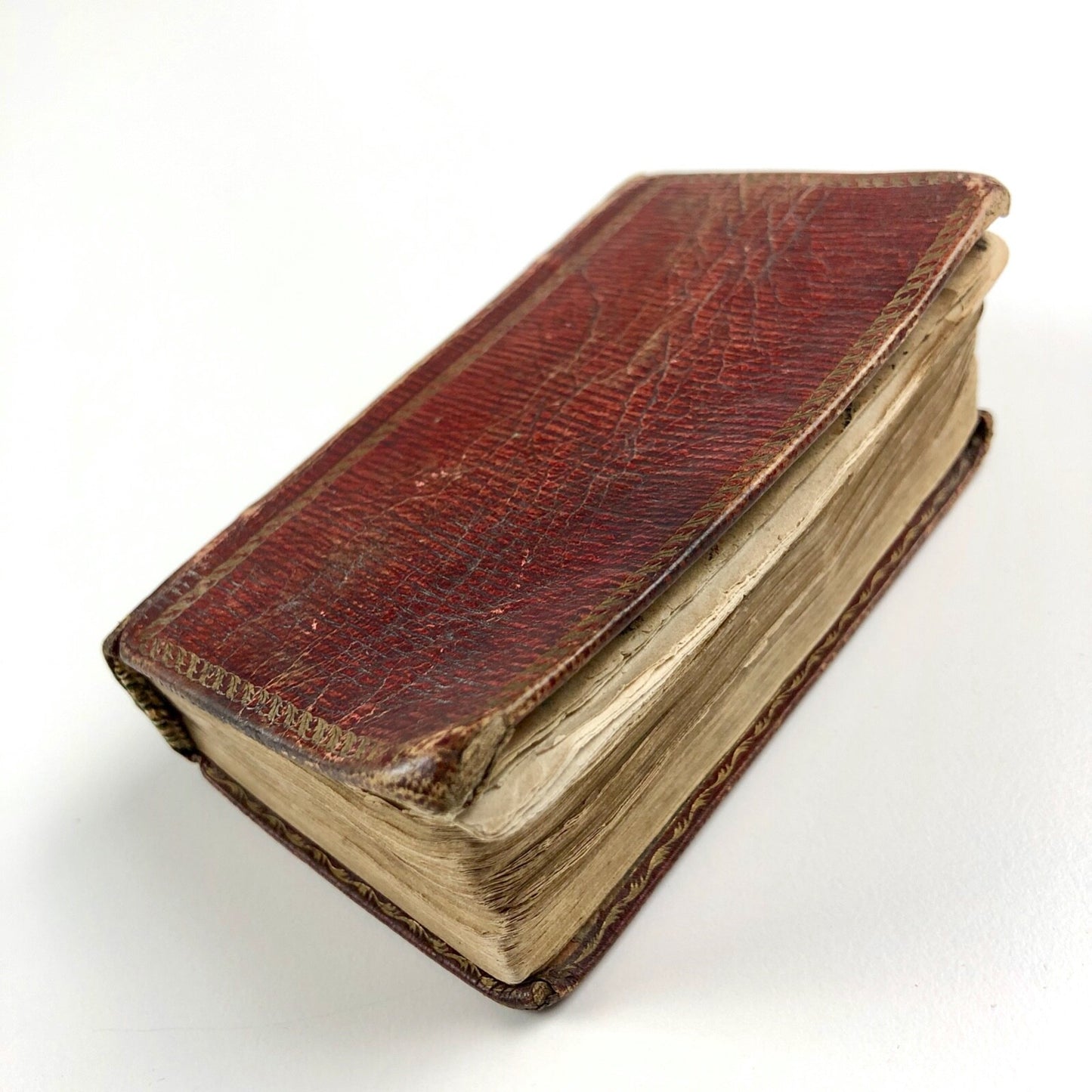 Miniature Book of Common Prayer | Publisher J. Scratcherd | Printed by Charles Whittingham | Inscribed Mary Ann Pennington, 1802