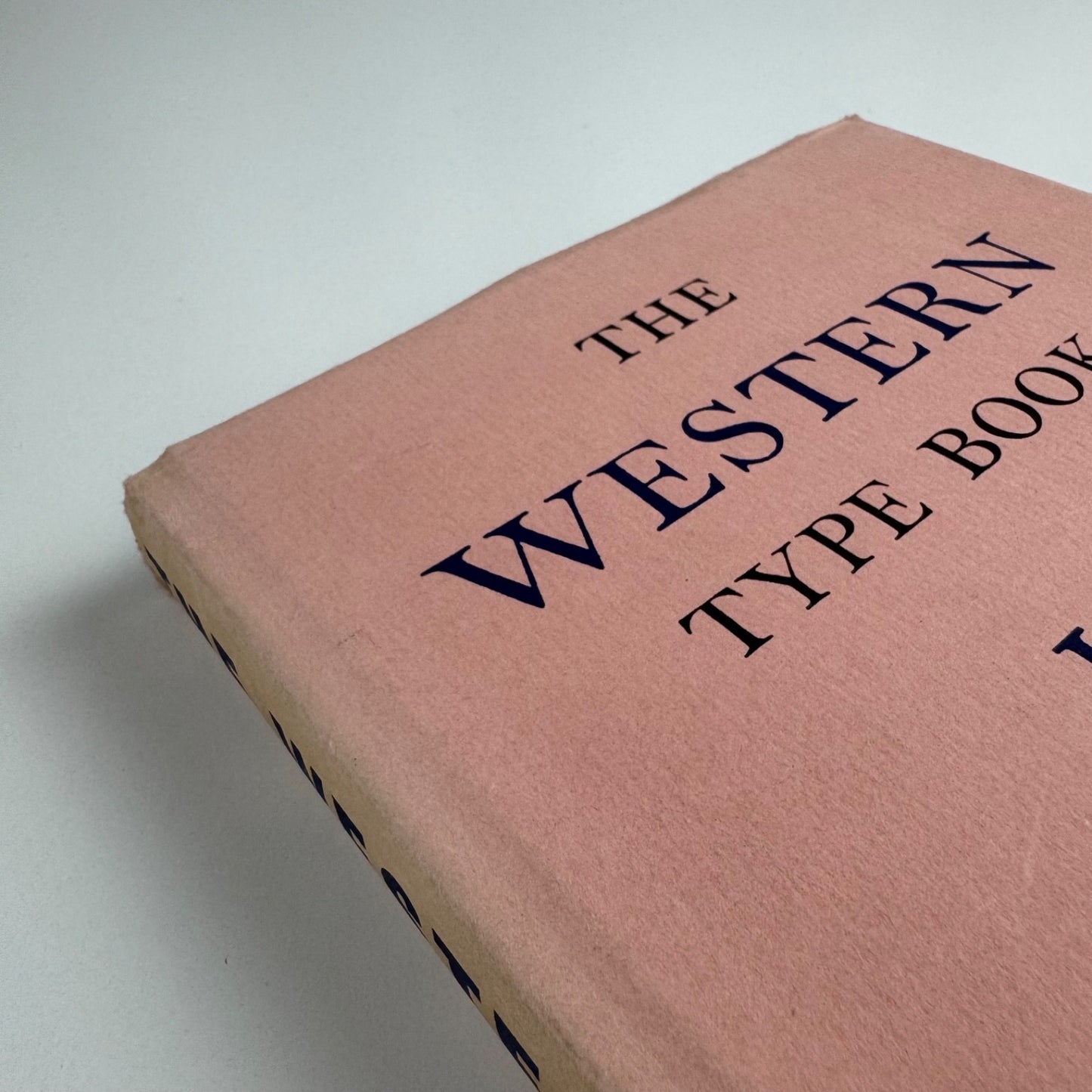 The Western Type Book 194 specimens of typefaces for books Hamish Hamilton 1970 new revised edition foreword by Hans Schmoller
