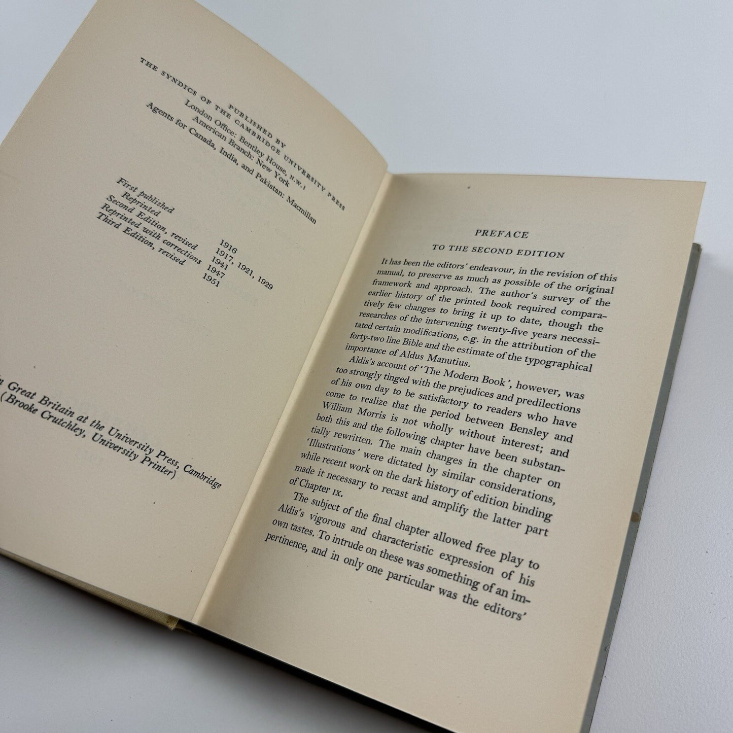 The Printed Book by John Aldis | John Carter & Brooke Crutchley. Cambridge 1951