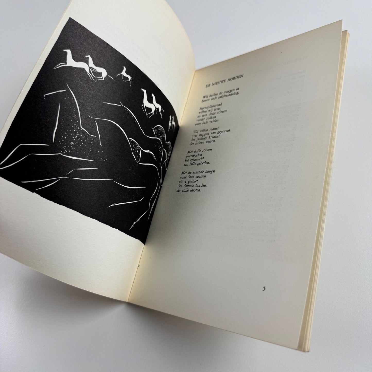 De Harde Noten by Hugo Neirinckx Limited edition 177/300 signed by the author to E.L.T. Mesens