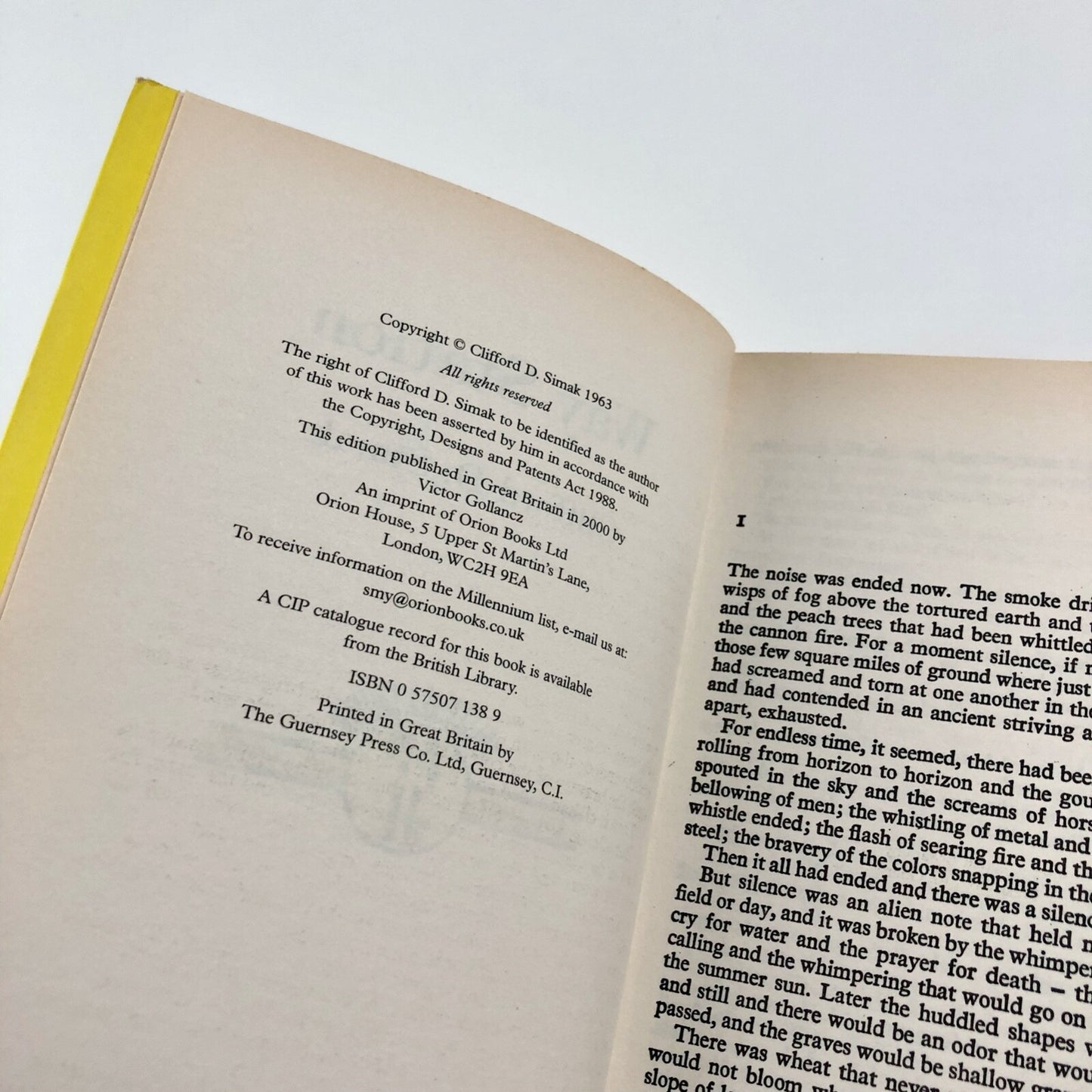 Way Station | Clifford D. Simak | Victor Gollancz, London 2000 – Collector’s edition