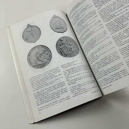 The Medal. British Art Medal Society | BAMS journal | Issue No. 32, Spring 1998