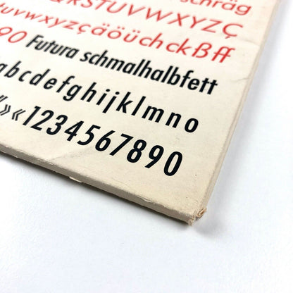 Arbeitsmappe Futura – workbook / type specimen | Bauersche Gießerei Frankfurt