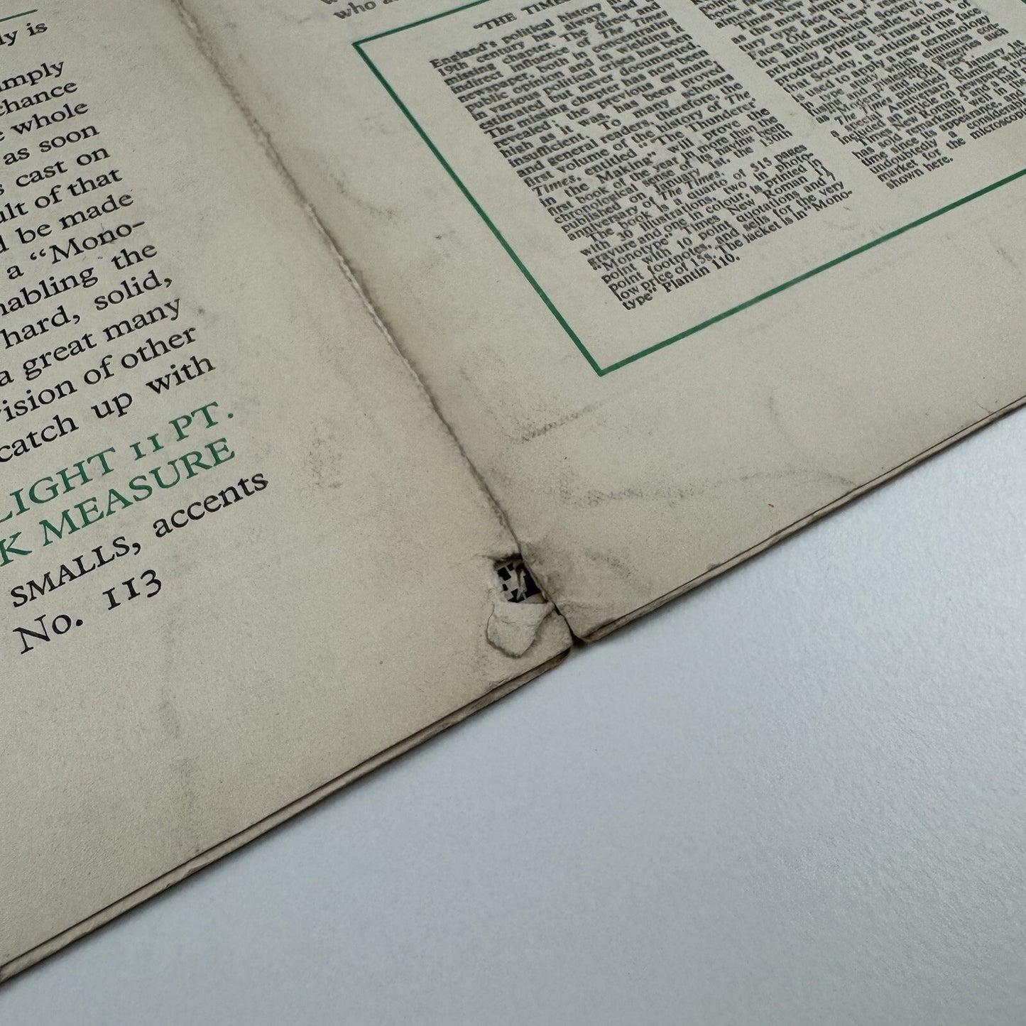 Monotype News Letter 18 | 23 February 1935 | Fold-out type specimen sheet
