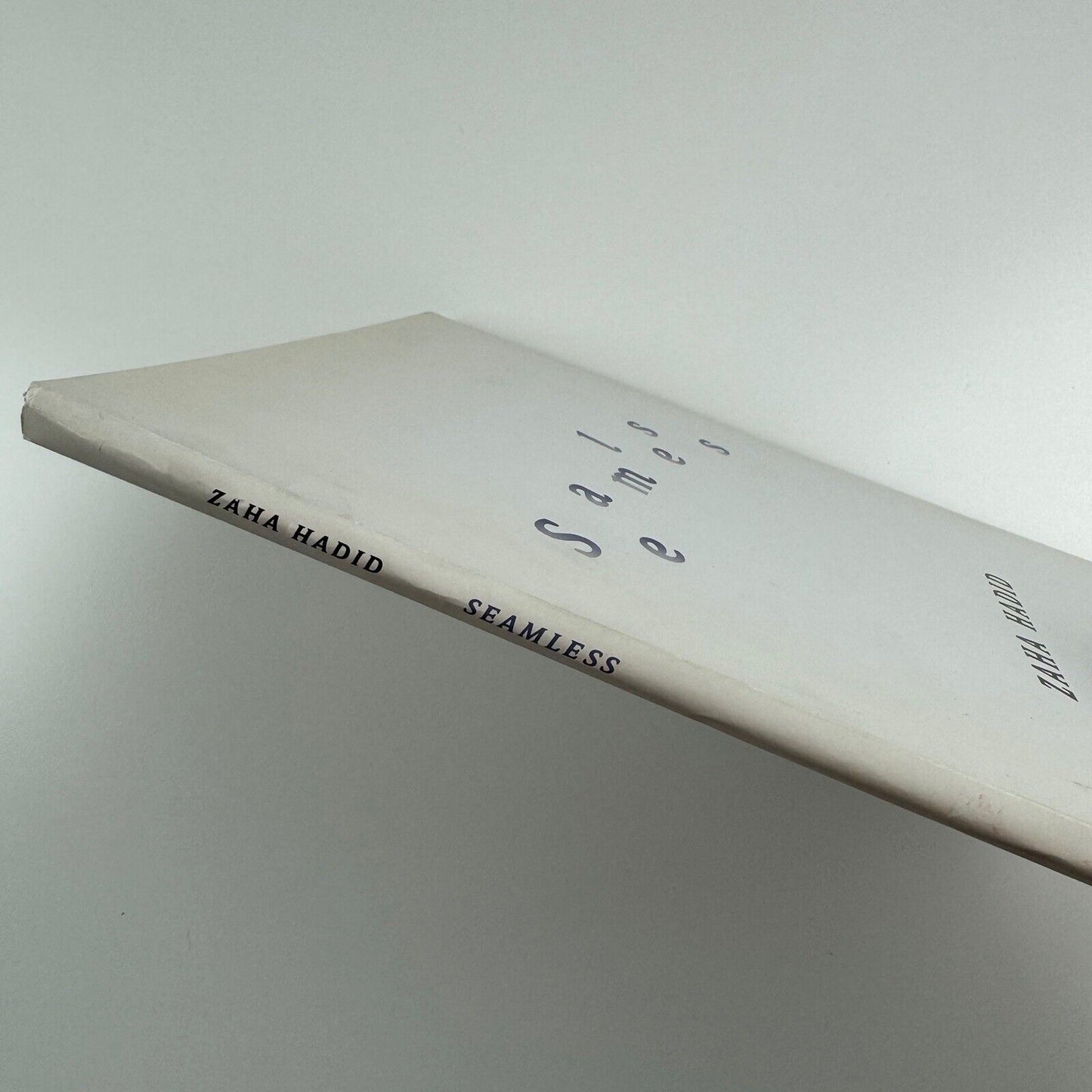 Zaha Hadid - Seamless | Phillips de Pury, New York, 2006